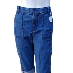 122213...  .Lee Crop Jeans Size 12M, W30" 14"Inseam 10"Inseam Cuffed
